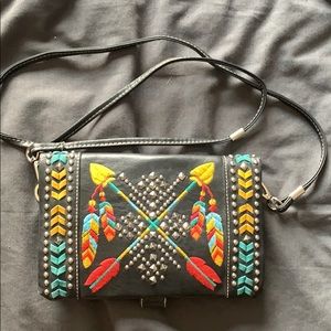 Vintage leather cross-body bag